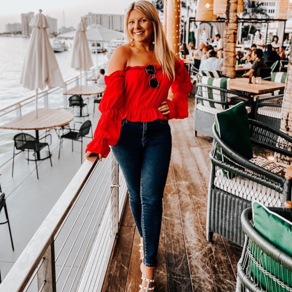 Meet your posher, Sydney ✨